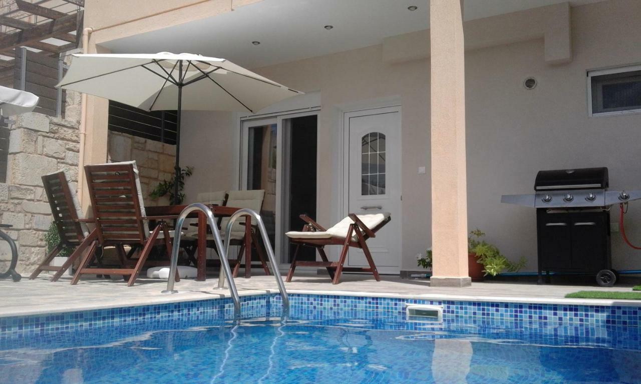 “Theeporto” Maisonette With Pool غوفي المظهر الخارجي الصورة