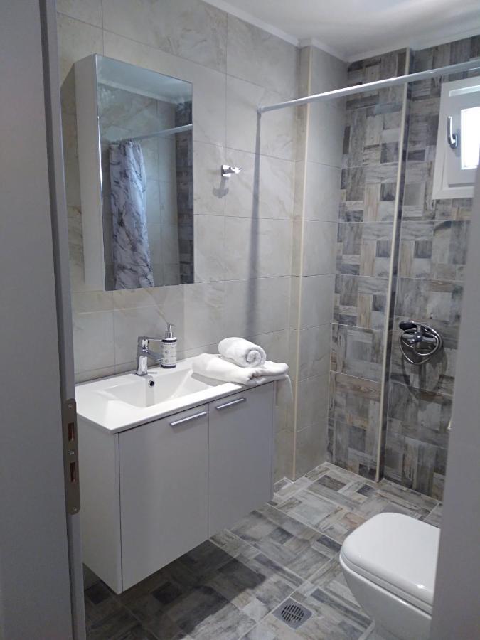“Theeporto” Maisonette With Pool غوفي المظهر الخارجي الصورة